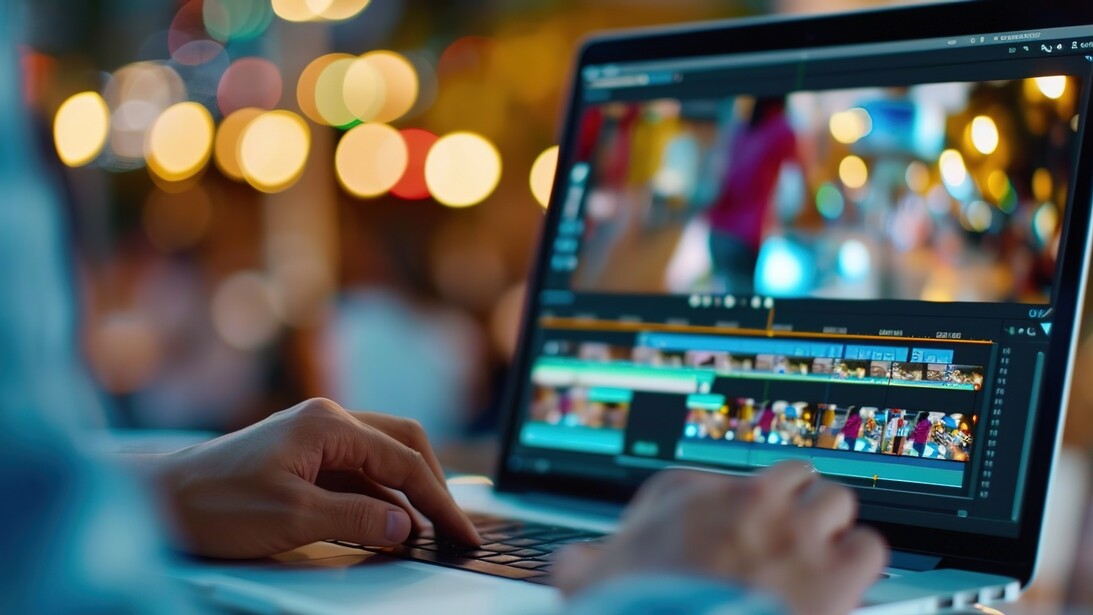 Welches Format performt im Marketing in 2025 besser? Short- oder Long-Form-Video? (Foto: AdobeStock_909370665 KKC Studio)